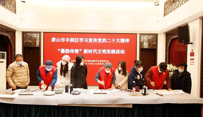 12214230j358.gif